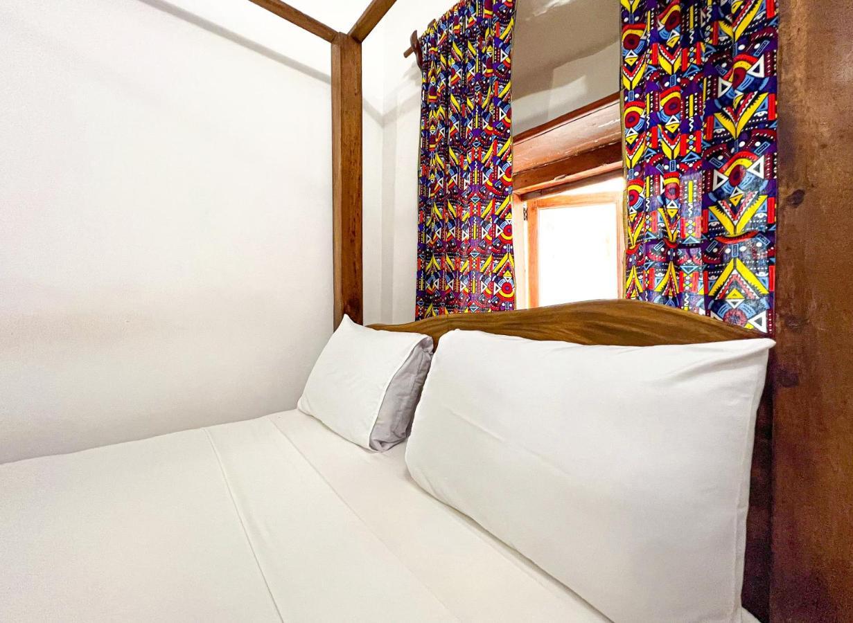 Shoki Shoki Guest House Zanzibar Buitenkant foto